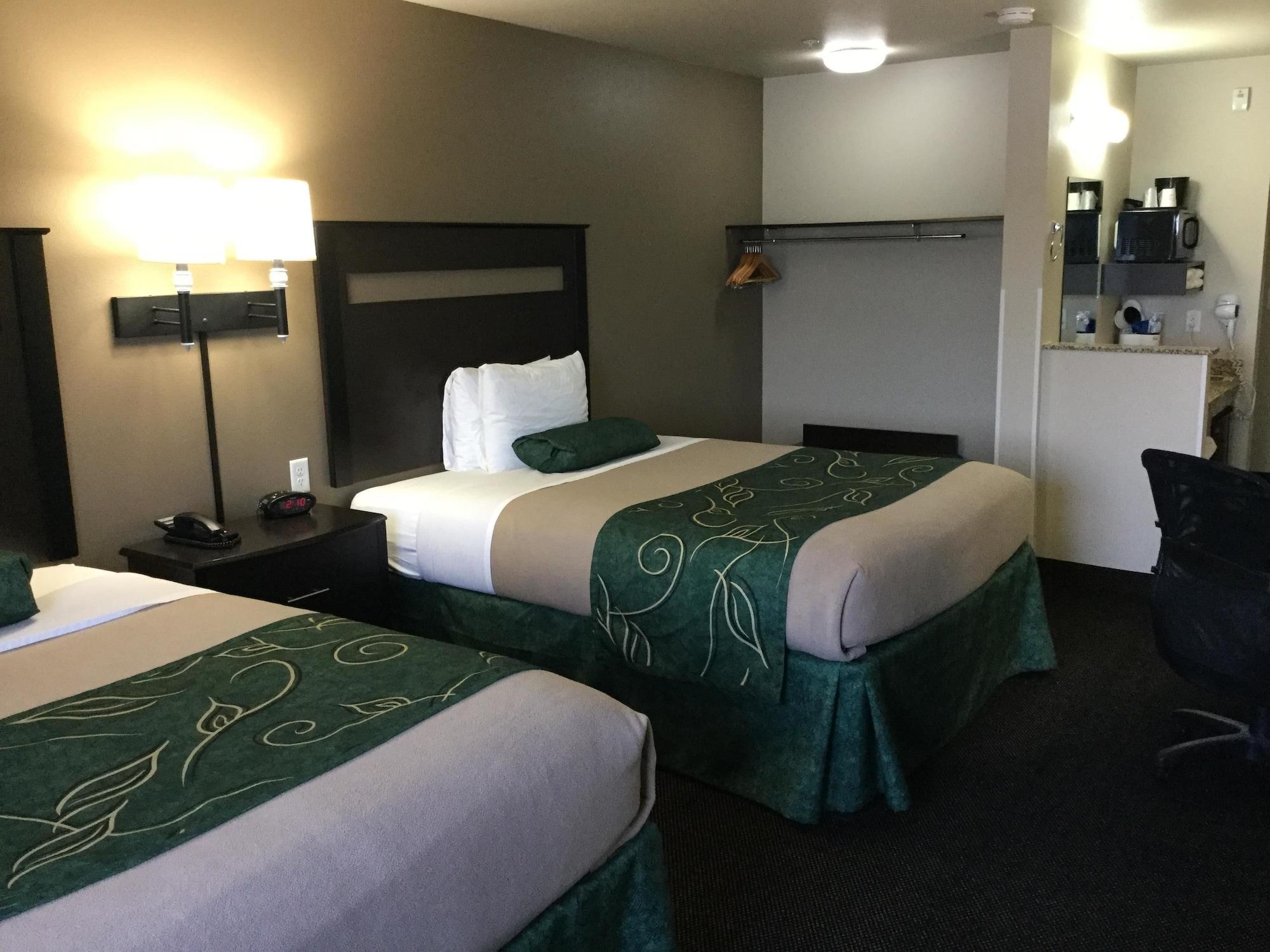 Baymont By Wyndham Glendive Hotel Exterior photo
